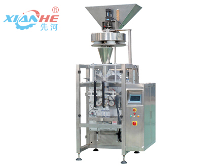 平博DXDC系列:L-K520B型膨化食品包装机
